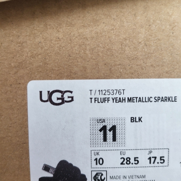 Kids Uggs - Picture 6 of 6